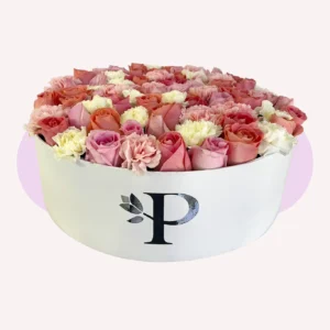 Caja Redonda de 65 Rosas y 35 Claveles
