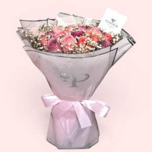 24 rosas de colores pasteles en gypso