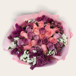 24 rosas de colores pasteles con leticia
