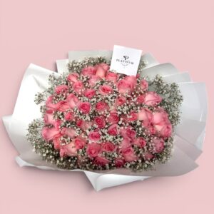 50 Rosas Rosas con Gypso