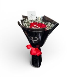 12 Rosas Rojas Con Gypso Alrededor