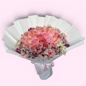 36 Rosas dovela con astromelia y mini rosa